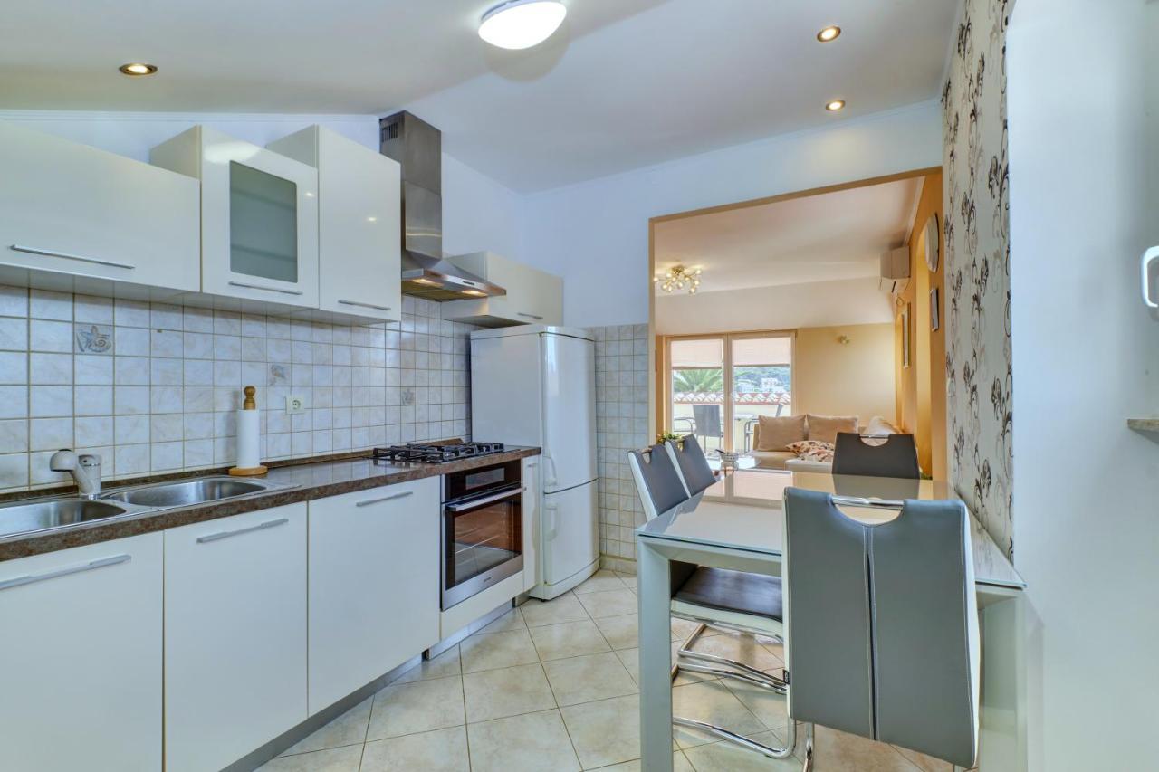 Apartment Dami Mali Lošinj Exterior foto