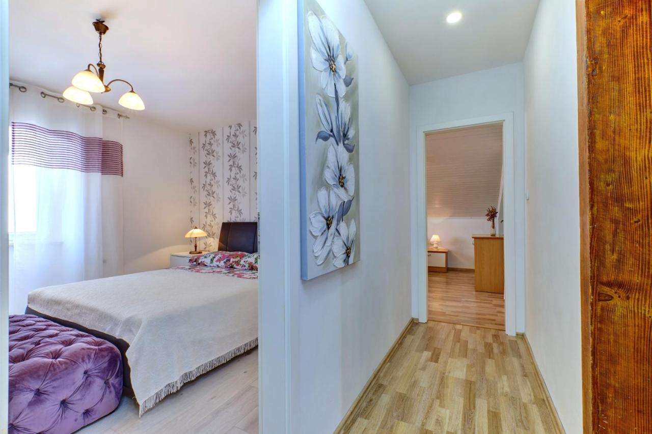 Apartment Dami Mali Lošinj Exterior foto